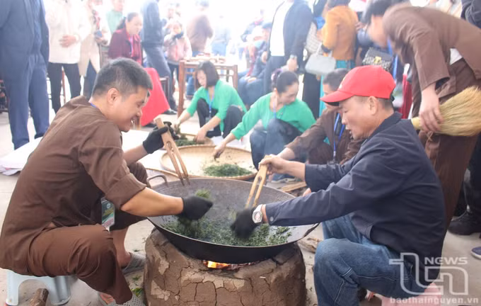 huong-sac-tra-xuan.jpg
