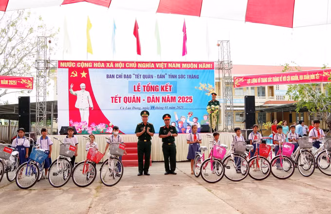 potal-huy-dong-tren-236-ty-dong-thuc-hien-tet-quan-dan-tai-soc-trang-7815837.jpg