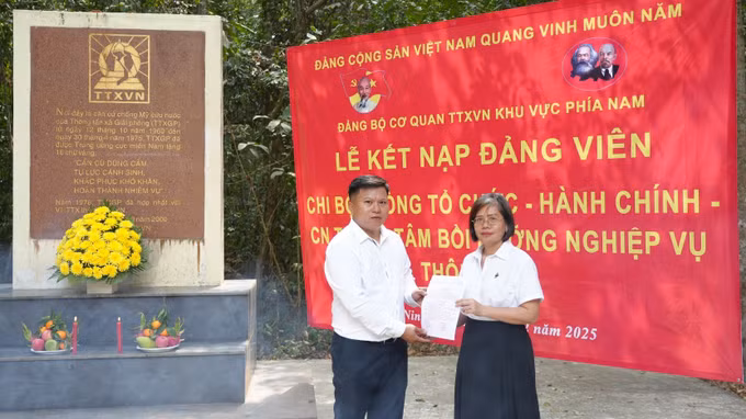 potal-ttxvn-ve-nguon-tang-qua-cho-bo-doi-bien-phong-tay-ninh-nhan-ngay-truyen-thong-7856340-1.jpg
