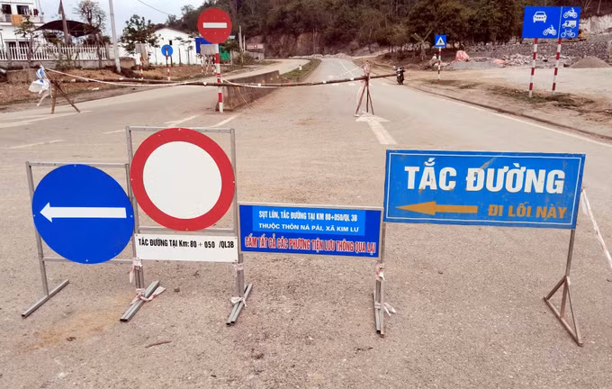 potal-xuat-hien-them-ho-sut-lun-gan-ho-tu-than-tai-bac-kan-7966324.jpg