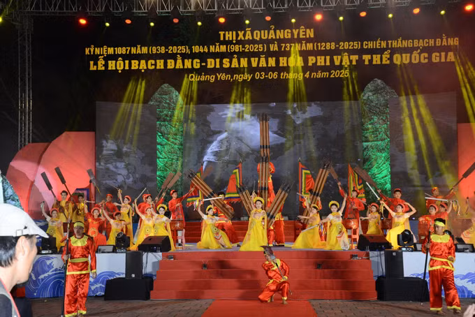 potal-khai-hoi-bach-dang-2025-o-quang-ninh-7952681.jpg