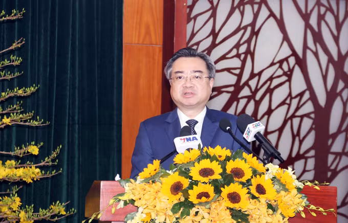 potal-dong-chi-nguyen-thanh-nghi-giu-chuc-pho-bi-thu-thuong-truc-thanh-uy-tp-ho-chi-minh-7826661.jpg