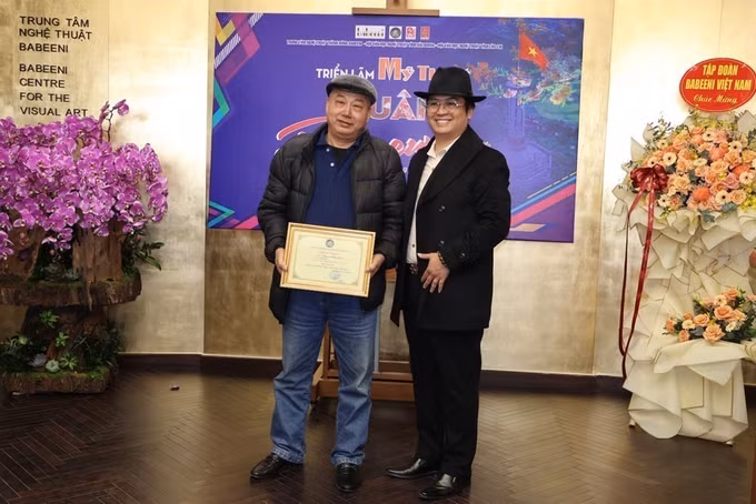 potal-hai-duong-trien-lam-my-thuat-xuan-bien-cuong-7812364.jpg