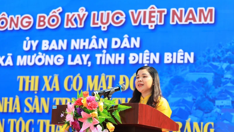 Mường Lay được xác lập kỷ lục Việt Nam về mật độ nhà sàn truyền thống người Thái Điện Biên