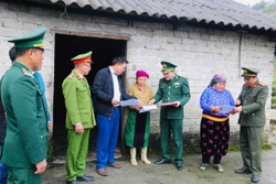 Giữ vững an ninh trật tự cho cuộc bầu cử nơi vùng biên