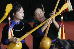 'Giữ lửa' Then giữa miền quan họ