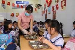 Hiệu trưởng lên tiếng về thông tin 'cắt xén khẩu phần ăn" của học sinh bán trú