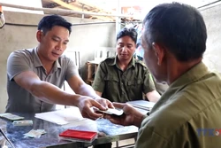 Quà Tết Độc lập đến với người dân vùng biên giới Điện Biên