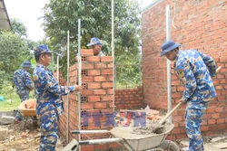 Mái ấm trách nhiệm và nghĩa tình từ những 'người thợ xây mặc áo lính biển'