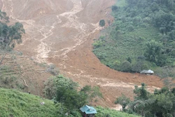 Đồn Biên phòng Ga Ry nhận nuôi hai trẻ mồ côi sau vụ sạt lở ở xã Hùng Sơn, Đà Nẵng