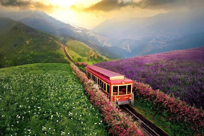 Sa Pa tăng tốc hút khách mùa du lịch lễ hội cuối năm