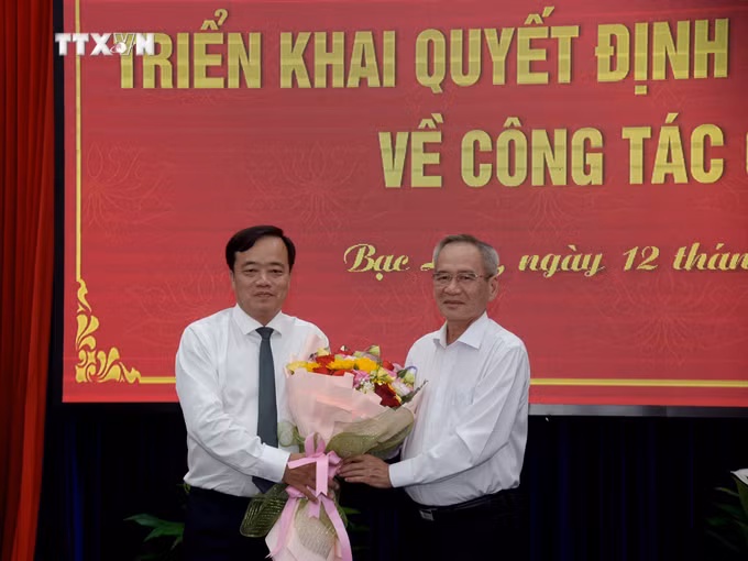 vna_potal_bac_lieu_trien_khai_quyet_dinh_cua_bo_chinh_tri_ve_cong_tac_can_bo_7479197.jpg