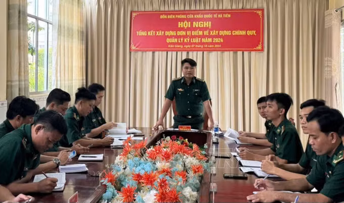 Phạm Văn Bé Em2.jpg