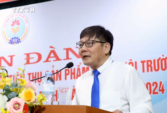 vna_potal_thai_nguyen_tuan_le_trung_bay_quang_ba_va_gioi_thieu_san_pham_tieu_bieu_cua_28_tinh_thanh_pho__7715132.jpg
