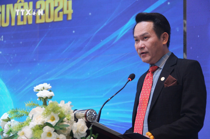 Chủ tịch Hội Doanh nhân trẻ Việt Nam Đặng Hồng Anh phát biểu tại chương trình xúc tiến thương mại. Ảnh: Phan Sáu - TTXVN vna_potal_day_manh_xuc_tien_thuong_mai_ket_noi_giao_thuong_nam_trung_bo_-_tay_nguyen_7393285.jpg