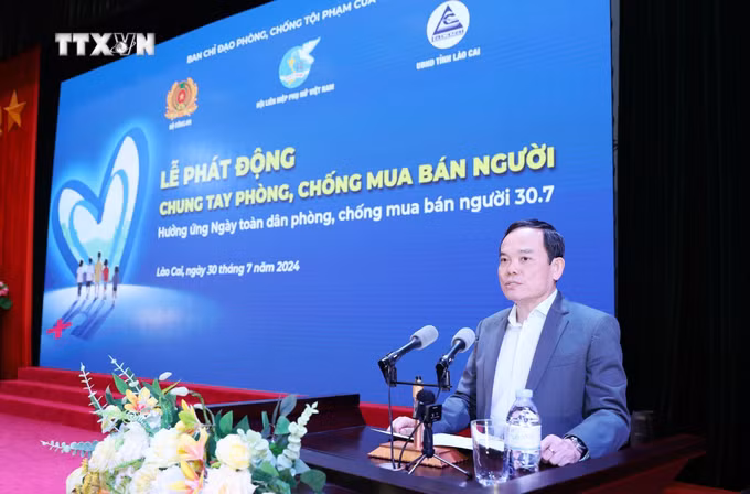 vna_potal_khong_de_tre_em_nao_bi_bo_lai_phia_sau_trong_cuoc_chien_phong_chong_mua_ban_nguoi_7510876.jpg