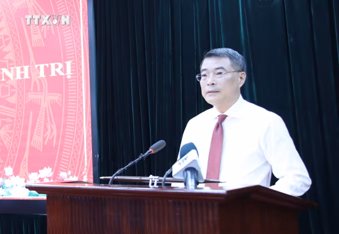vna_potal_dong_chi_hoang_quoc_khanh_giu_chuc_bi_thu_tinh_uy_son_la_7524132.jpg