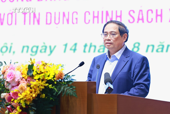 Thủ tướng Phạm Minh Chính kết luận Hội nghị Tổng kết 10 năm thực hiện Chỉ thị số 40-CT/TW về tín dụng chính sách xã hội. Ảnh: Dương Giang-TTXVN vna_potal_thu_tuong_chu_tri_hoi_nghi_tong_ket_10_nam_thuc_hien_chi_thi_so_40-cttw_ve_tin_dung_chinh_sach_xa_hoi_7537577.jpg