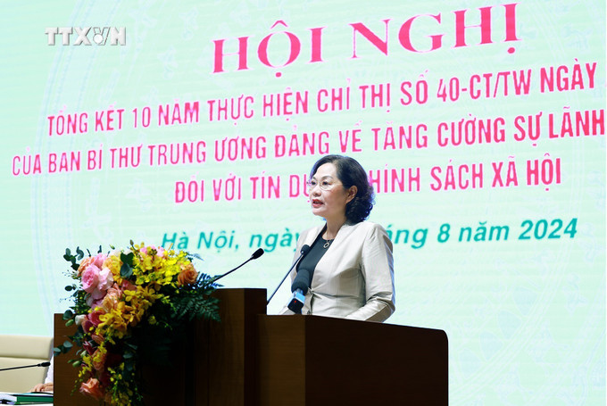 Thống đốc Ngân hàng Nhà nước Việt Nam Nguyễn Thị Hồng phát biểu khai mạc hội nghị. Ảnh: Dương Giang-TTXVN vna_potal_thu_tuong_chu_tri_hoi_nghi_tong_ket_10_nam_tin_dung_chinh_sach_xa_hoi_7537270.jpg