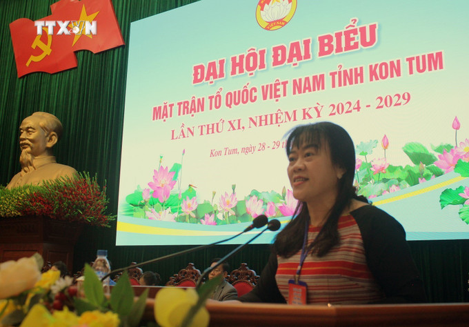 Bà Y Thị Bích Thọ được bầu giữ chức danh Chủ tịch Ủy ban MTTQ Việt Nam tỉnh Kon Tum, nhiệm kỳ 2024 - 2029. Ảnh: Khoa Chương - TTXVN vna_potal_dai_hoi_mttq_viet_nam_tinh_kon_tum_nhiem_ky_2024_-_2029_7563275.jpg