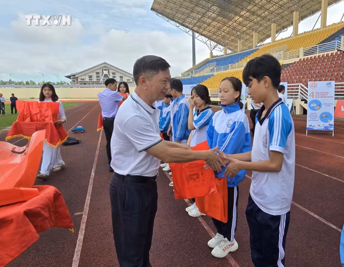 vna_potal_ngay_olympic_tre_em_va_phat_dong_phong_chong_duoi_nuoc_tinh_kon_tum_nam_2024_7387119.jpg