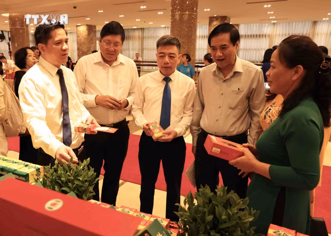 vna_potal_dien_dan_nong_dan_quoc_gia_lan_thu_9__7650020.jpg