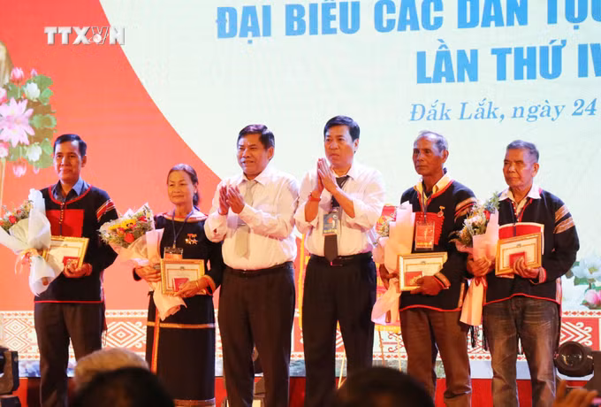 vna_potal_dai_hoi_dai_bieu_cac_dan_toc_thieu_so_tinh_dak_lak_lan_thu_iv_7670386.jpg
