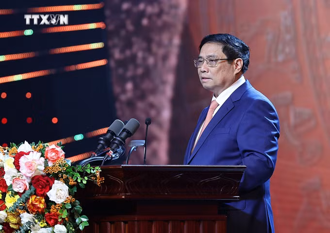 vna_potal_thu_tuong_pham_minh_chinh_du_le__trao_giai_bua_liem_vang_lan_thu_viii-nam_2023_7209103.jpg