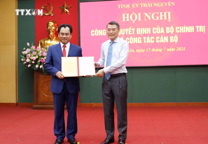 vna_potal_ong_trinh_viet_hung_giu_chuc_bi_thu_tinh_uy_thai_nguyen__7486508.jpg
