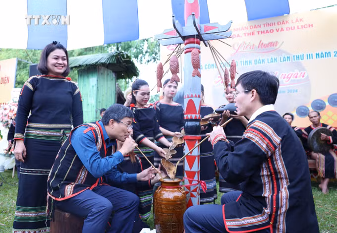 vna_potal_khai_mac_lien_hoan_van_hoa_cong_chieng_tinh_dak_lak_nam_2024_7567269.jpg