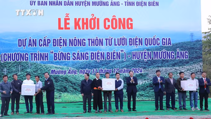 vna_potal_khoi_cong_du_an_cap_dien_nong_thon_tu_luoi_dien_quoc_gia_tai_huyen_ngheo_muong_ang_dien_bien_7751499.jpg