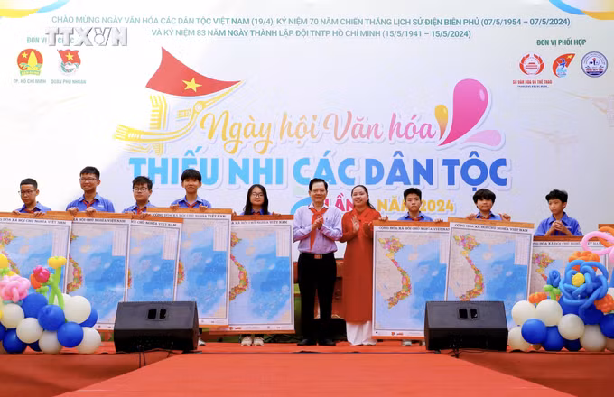 vna_potal_thanh_pho_ho_chi_minh_to_chuc_“ngay_hoi_van_hoa_thieu_nhi_cac_dan_toc_lan_1_nam_2024”_7320824.jpeg