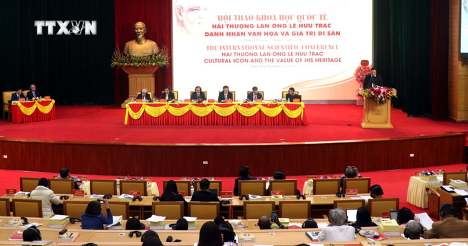 Quang cảnh hội thảo. Ảnh: Đinh Văn Nhiều - TTXVN vna_potal_hoi_thao_quoc_te_hai_thuong_lan_ong_le_huu_trac_-_danh_nhan_van_hoa_va_gia_tri_di_san_7767085.jpg