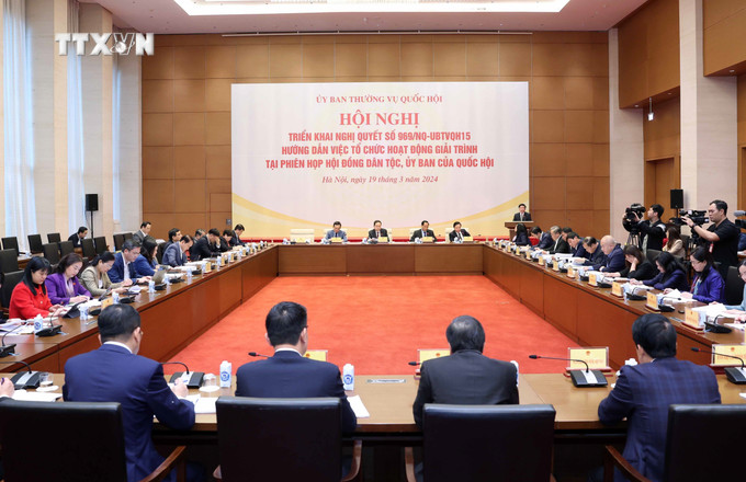 Quang cảnh hội nghị. Ảnh: An Đăng-TTXVN vna_potal_trien_khai_nghi_quyet_cua_ubtv_quoc_hoi_ve_viec_giai_trinh_tai_phien_hop_hoi_dong_dan_toc_uy_ban_cua_quoc_hoi_7278030.jpg