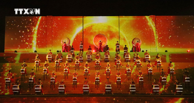 Chương trình nghệ thuật tại Lễ khai mạc Festival Ninh Bình lần thứ 3 - chương I: "Nhất thống". Ảnh: Hải Yến - TTXVN vna_potal_khai_mac_festival_ninh_binh_lan_thu_3_-_nam_2024_7721251.jpg