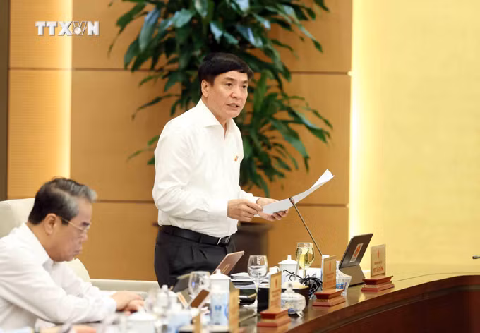 vna_potal_ubtv_quoc_hoi_cho_y_kien_ve_viec_chuan_bi_ky_hop_thu_7_quoc_hoi_khoa_xv_va_tong_ket_ky_hop_bat_thuong_lan_thu_7_quoc_hoi_khoa_xv_7376837.jpg