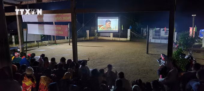 vna_potal_mang_van_hoa_tinh_than_den_voi_buon_lang_vung_sau_7223978.jpg