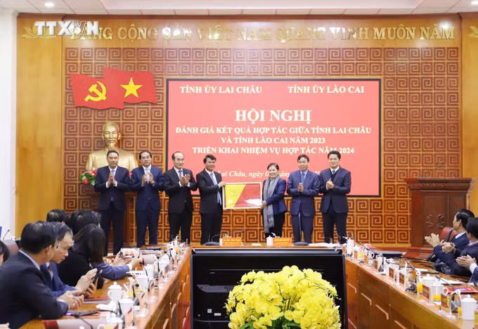 vna_potal_tang_cuong_hop_tac_giua_tinh_lai_chau_va_lao_cai_7250149.jpg