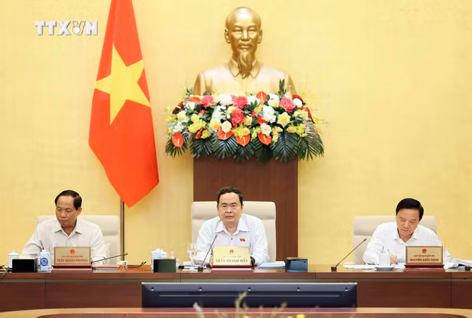 vna_potal_ubtv_quoc_hoi_xem_xet_quyet_dinh_viec_sap_xep_don_vi_hanh_chinh_cap_huyen_cap_xa_giai_doan_2023-2025_cua_cac_tinh_nam_dinh_soc_trang_va_tuye_7496407 (1).jpg