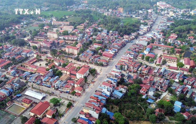 Một góc thị trấn Chợ Chu, huyện Định Hoá. Ảnh: Trần Trang-TTXVN vna_potal_huyen_dinh_hoa_thai_nguyen_ve_dich_nong_thon_moi_7490529.jpg