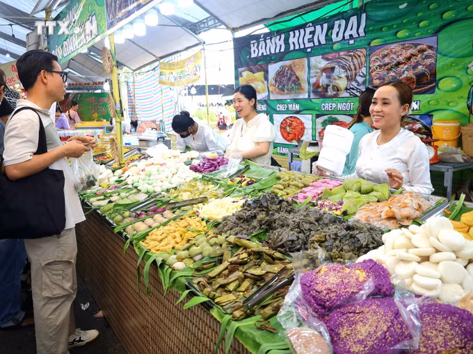 vna_potal_khai_mac_le_hoi_banh_dan_gian_nam_bo_lan_thu_xi_nam_2024_7328278.jpg