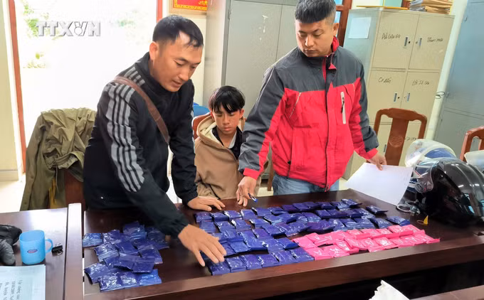 vna_potal_dien_bien_lien_tiep_triet_pha_hai_vu_an_ma_tuy__7757657.jpg