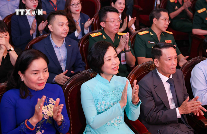 Đại biểu tham dự buổi lễ. Ảnh: Thanh Tùng - TTXVN vna_potal_le_tong_ket_va_trao_giai_cuoc_thi_viet_“bao_ve_nen_tang_tu_tuong_cua_dang_trong_tinh_hinh_moi”_lan_thu_ba_7340702.jpg