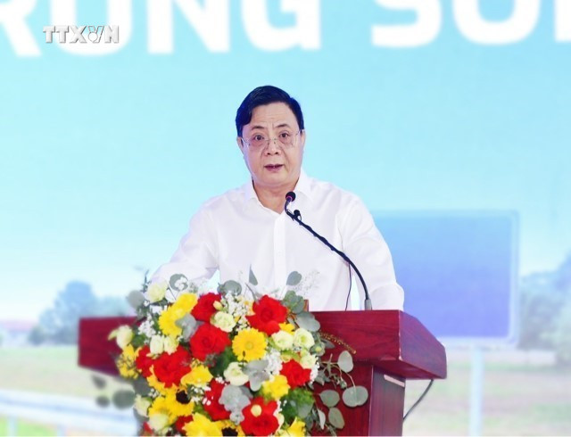 Phó Chủ tịch Thường trực tỉnh Thái Nguyên Đặng Xuân Trường phát biểu. Ảnh: TTXVN phát vna_potal_khoi_cong_du_an_xay_dung_duong_ho_chi_minh_doan_cho_chu_-_nga_ba_trung_son___7418000.jpg