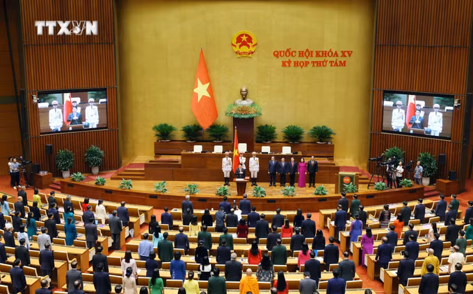vna_potal_dong_chi_luong_cuong_duoc_bau_giu_chuc_chu_tich_nuoc_chxhcn_viet_nam__7662938.jpg