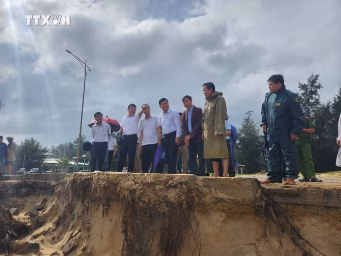 vna_potal_thua_thien_–_hue_sat_lo_bo_bien_dien_bien_phuc_tap_7664219.jpg