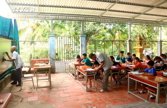 vna_potal_van_hoa_soi_duong_truyen_giu_chu_khmer_cho_the_he_sau_7484522.jpg