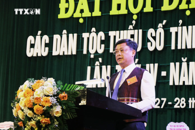 Phó Chủ tịch Thường trực UBND tỉnh Thừa Thiên - Huế phát biểu tại Đại hội. Ảnh: Tường Vi - TTXVN vna_potal_dai_hoi_dai_bieu_cac_dan_toc_thieu_so_tinh_thua_thien_-_hue_7561669.jpg