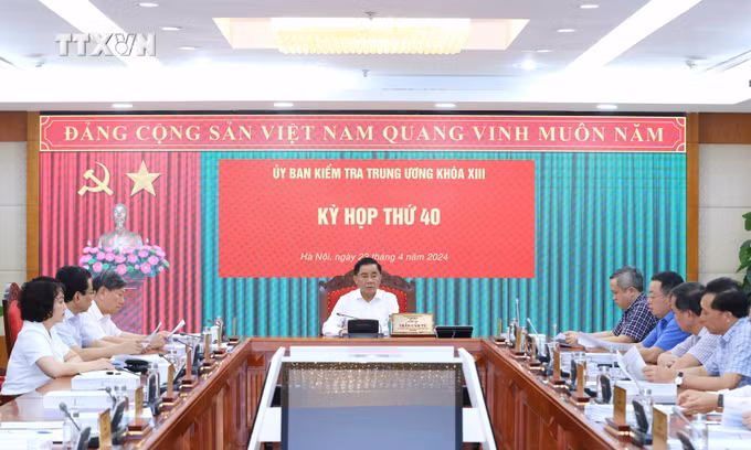 vna_potal_ky_hop_thu_40_uy_ban_kiem_tra_trung_uong__7339898.jpg