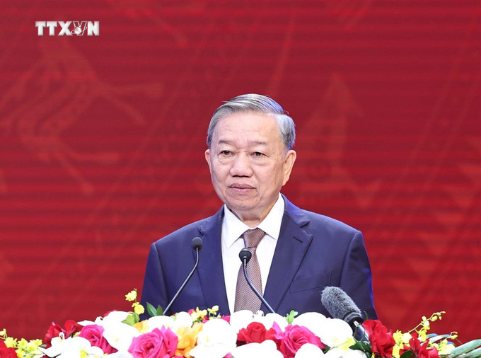 Tổng Bí thư Tô Lâm phát biểu chào mừng ngày Nhà giáo Việt Nam 20/11. Ảnh: Thống Nhất – TTXVN vna_potal_tong_bi_thu_gap_mat_cac_nha_giao_can_bo_quan_ly_giao_duc_nhan_ngay_nha_giao_viet_nam_2011_7709049.jpg